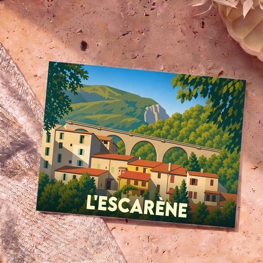 Carte postale souvenir de la ville de L'Escarène avec une illustration stylisée de son viaduc et de ses maisons colorées.