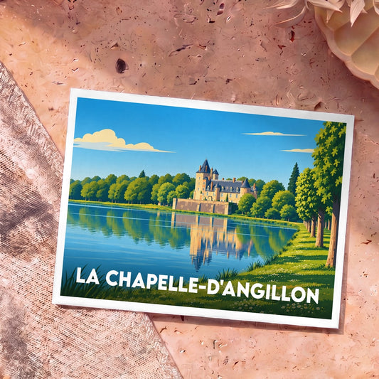 Carte postale souvenir de la ville de La Chapelle-d'Angillon avec une illustration stylisée de son château se reflétant dans l'eau.