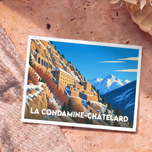 Carte postale souvenir de La Condamine-Châtelard illustrant le fort de Tournoux à flanc de montagne.