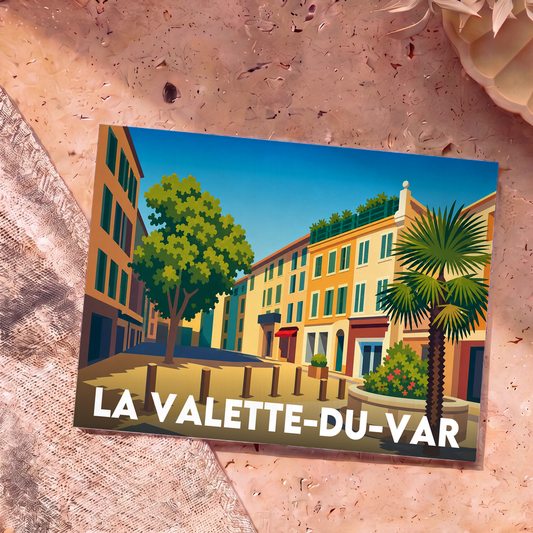 Carte postale souvenir de la ville de La Valette-du-Var avec une illustration stylisée d'une place ensoleillée.