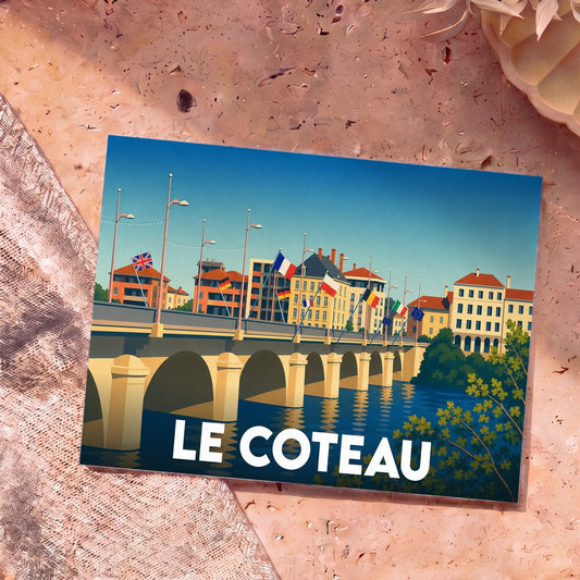 Carte postale souvenir de la ville de Le Coteau illustrant son pont pavoisé de drapeaux européens.