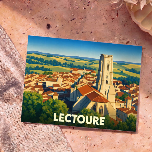 Carte postale souvenir de la ville de Lectoure avec une illustration stylisée de sa cathédrale dominant le paysage gersois.