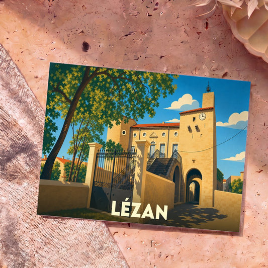 Carte postale souvenir de la ville de Lézan avec une illustration stylisée de son architecture historique.