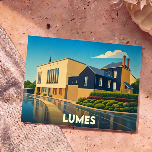 Carte postale souvenir de la ville de Lumes avec une illustration stylisée et colorée.