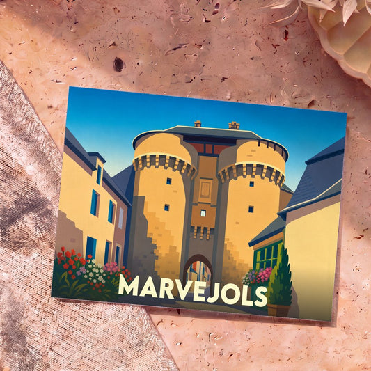 Carte postale souvenir de la ville de Marvejols illustrant l'une de ses portes médiévales dans un style graphique et coloré.