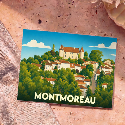 Carte postale souvenir de la ville de Montmoreau avec une illustration stylisée de son château et de ses maisons nichés dans la verdure.