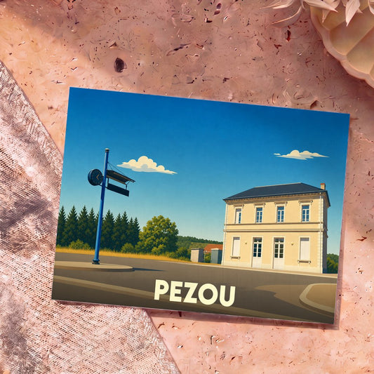 Carte postale souvenir de la ville de Pezou arborant une illustration stylisée de sa gare sous un ciel bleu.