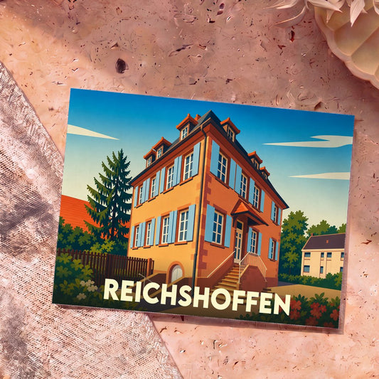 Carte postale souvenir de la ville de Reichshoffen avec une illustration stylisée d'une maison alsacienne.