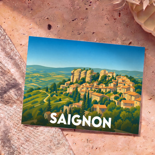 Carte postale souvenir de la ville de Saignon avec une illustration stylisée d'un village perché en Provence.