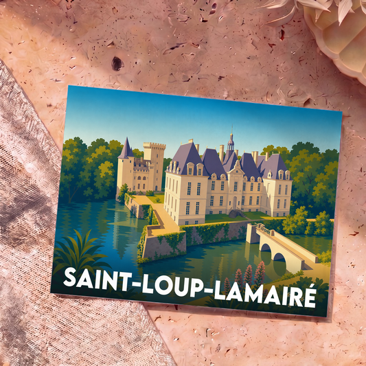Carte postale souvenir de la ville de Saint-Loup-Lamairé avec une illustration stylisée de son château bordant l'eau.