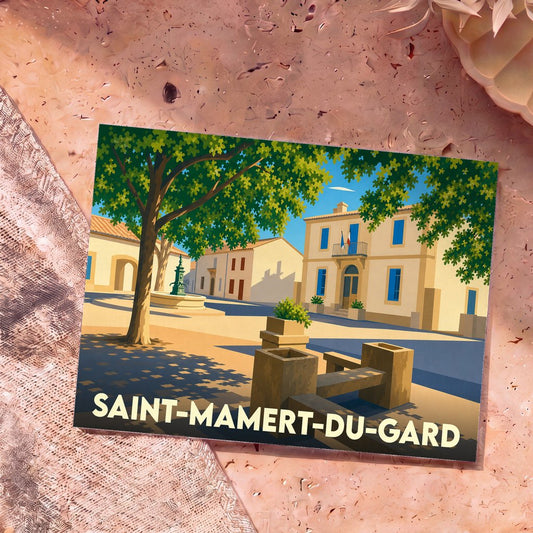 Carte postale souvenir de la ville de Saint-Mamert-du-Gard avec une illustration stylisée d'une place ensoleillée.