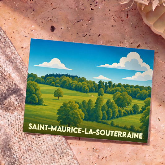 Carte postale souvenir de Saint-Maurice-la-Souterraine illustrant un paysage de collines verdoyantes sous un ciel bleu parsemé de nuages.