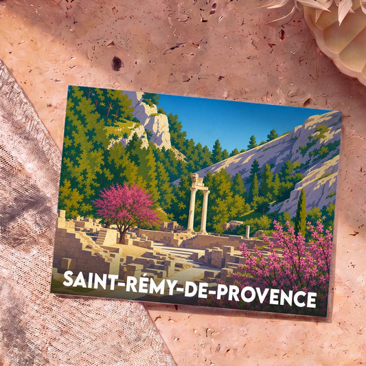 Carte postale souvenir de la ville de Saint-Rémy-de-Provence illustrant les ruines antiques de Glanum dans un style graphique et coloré.