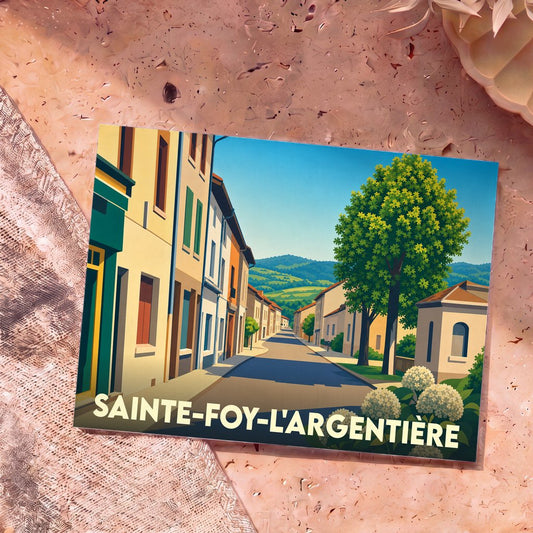 Carte postale souvenir de Sainte-Foy-l'Argentière avec une illustration stylisée de ses rues et paysages.