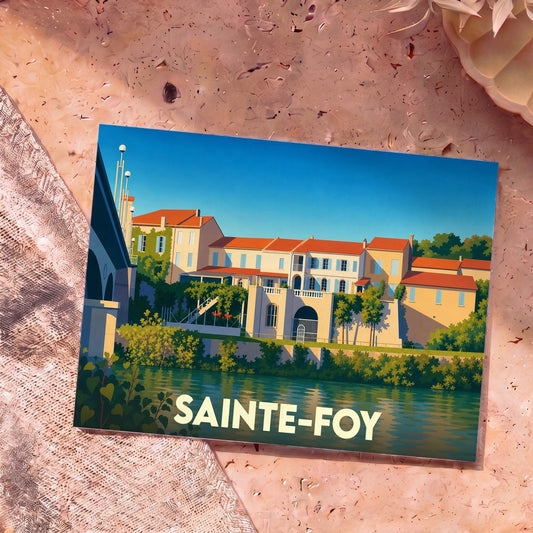 Carte postale souvenir de la ville de Sainte-Foy avec une illustration stylisée d'un bâtiment au bord de l'eau.