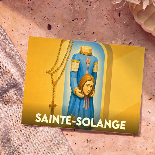 Carte postale souvenir de Sainte-Solange illustrant la sainte céphalophore de manière stylisée sur fond jaune.