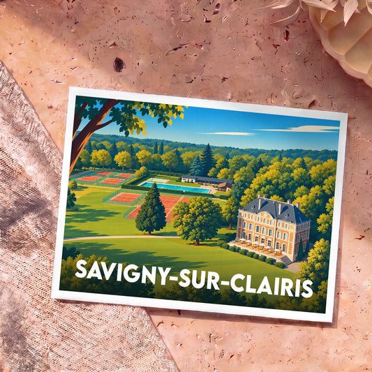 Carte postale souvenir de la ville de Savigny-sur-Clairis avec une illustration stylisée d'un domaine arboré.