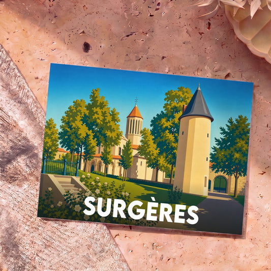 Carte postale souvenir de la ville de Surgères présentant une illustration stylisée de son château et de son église.