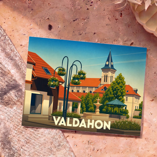 Carte postale souvenir de la ville de Valdahon avec une illustration stylisée montrant son église et une fontaine.