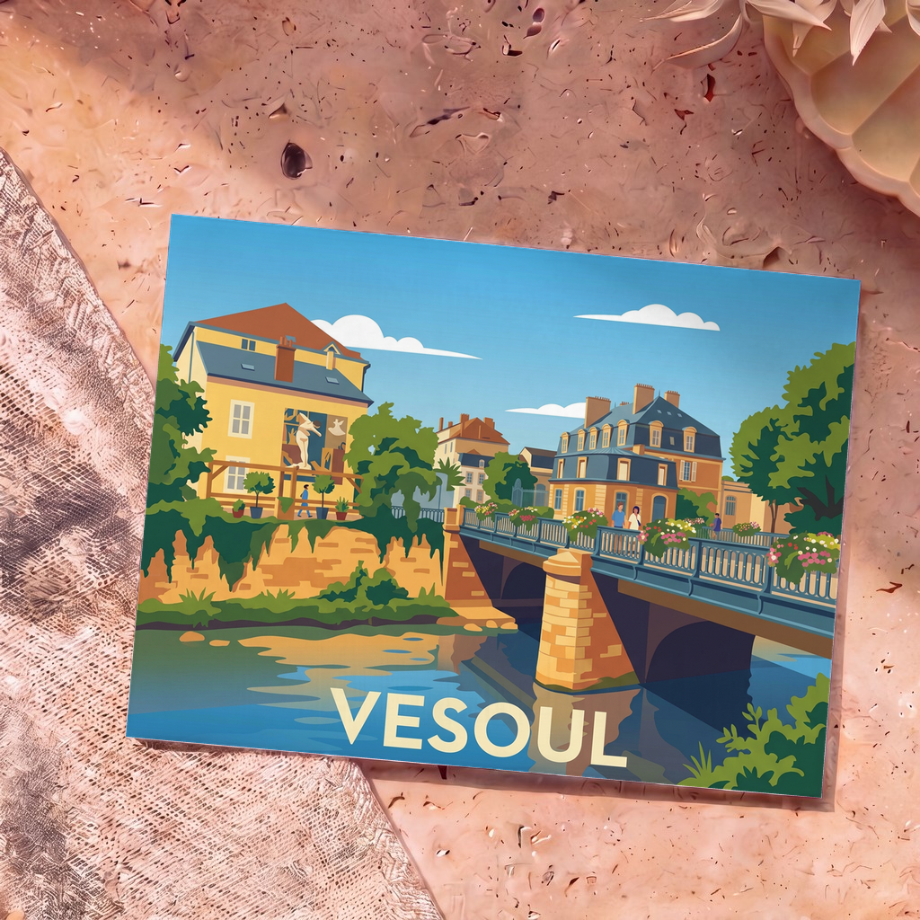 Carte postale souvenir de la ville de Vesoul illustrant un pont et des bâtiments historiques au bord de l'eau.