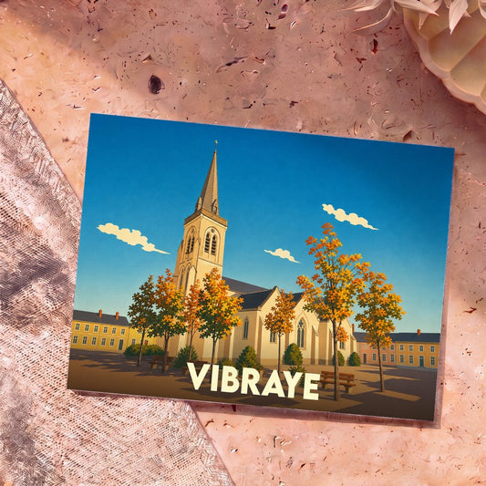 Carte postale souvenir de la ville de Vibraye avec une illustration stylisée de son église entourée d'arbres d'automne.