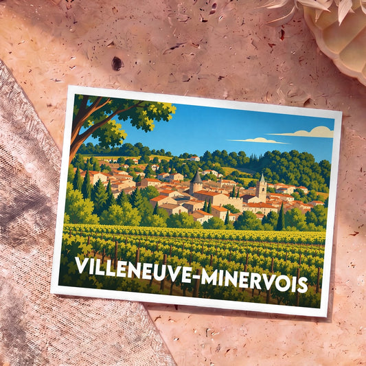 Carte postale souvenir de la ville de Villeneuve-Minervois avec une illustration stylisée de son village et de ses vignobles.
