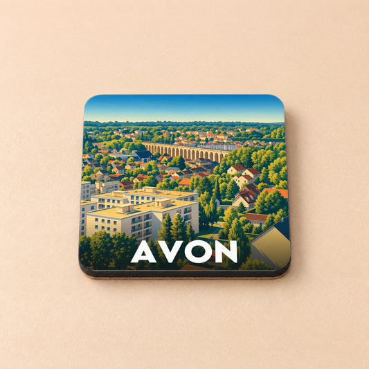 Dessous de verre souvenir de la ville d'Avon avec une illustration stylisée et colorée.