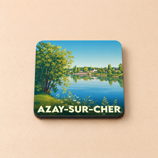 Dessous de verre souvenir de la ville d'Azay-sur-Cher avec une illustration stylisée des bords du Cher.