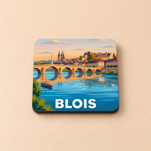 Dessous de verre souvenir de la ville de Blois avec une illustration stylisée du pont Jacques-Gabriel.