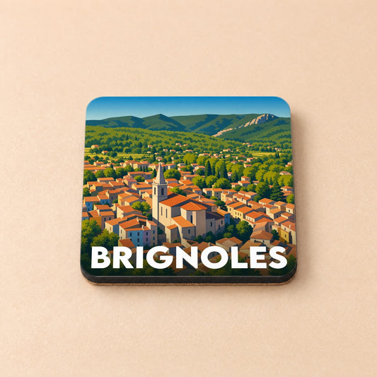 Dessous de verre souvenir de la ville de Brignoles avec une illustration stylisée des toits et du clocher.