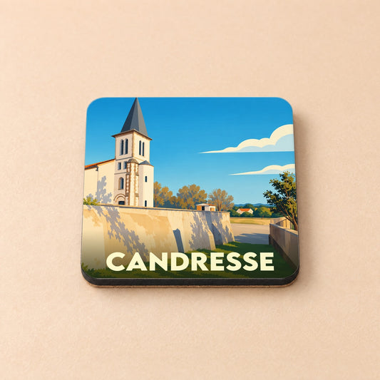 Dessous de verre souvenir de la ville de Candresse avec une illustration stylisée de son église.
