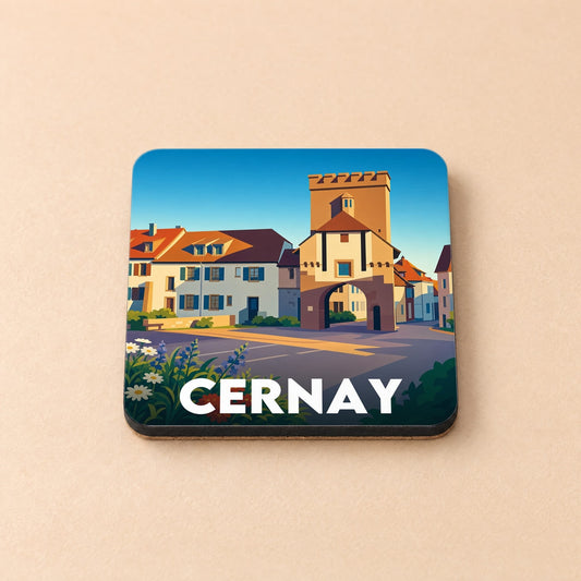 Dessous de verre souvenir de la ville de Cernay avec une illustration stylisée de son architecture historique.