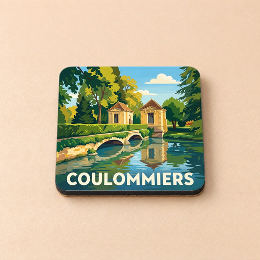 Dessous de verre souvenir de la ville de Coulommiers avec une illustration stylisée du parc des Capucins.