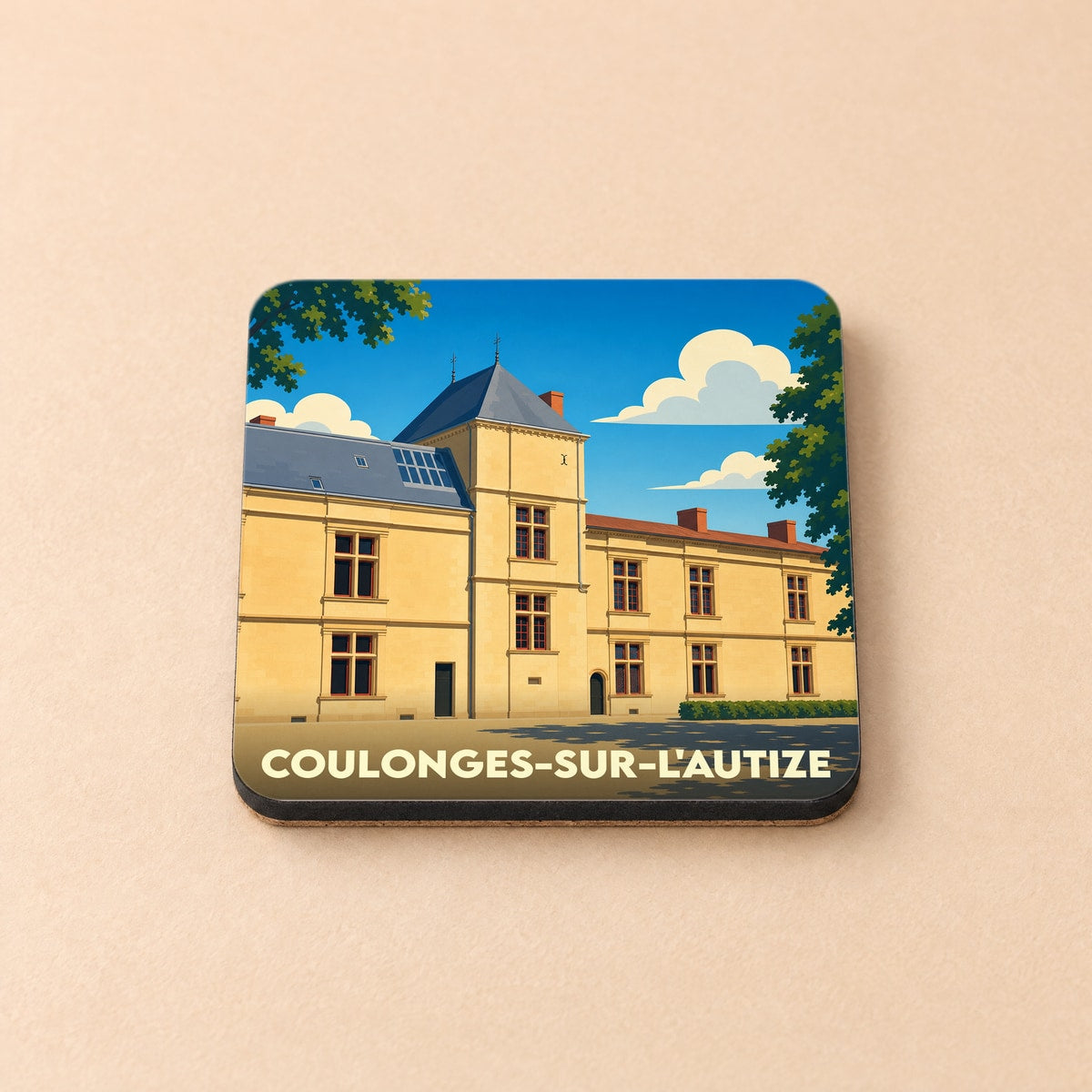 Dessous de verre souvenir de la ville de Coulonges-sur-l'Autize avec une illustration stylisée de son château.