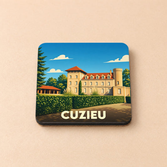 Dessous de verre souvenir de la ville de Cuzieu avec une illustration stylisée de son château.