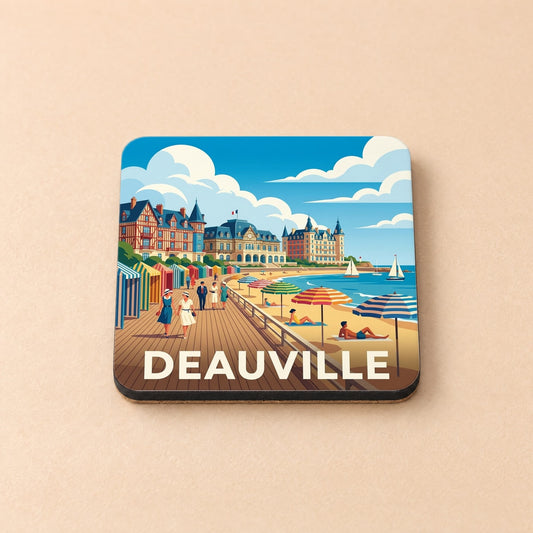 Dessous de verre souvenir de la ville de Deauville illustrant sa célèbre promenade et ses cabines de plage stylisées.