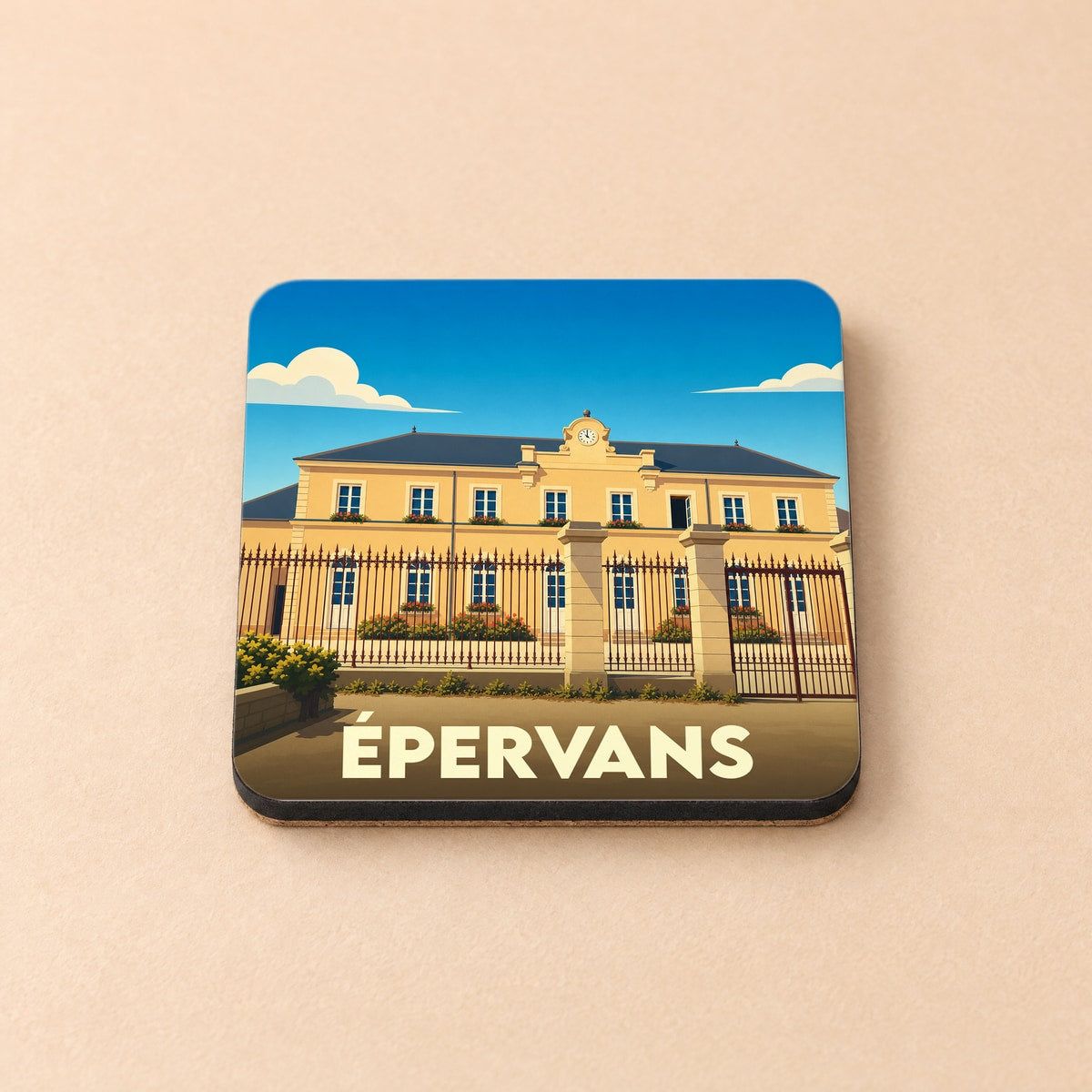 Dessous de verre souvenir de la ville de Épervans avec une illustration stylisée de sa mairie.