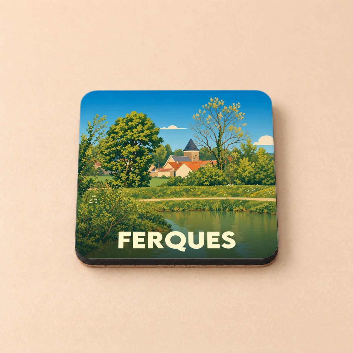 Dessous de verre souvenir de la ville de Ferques avec une illustration paysagère stylisée.