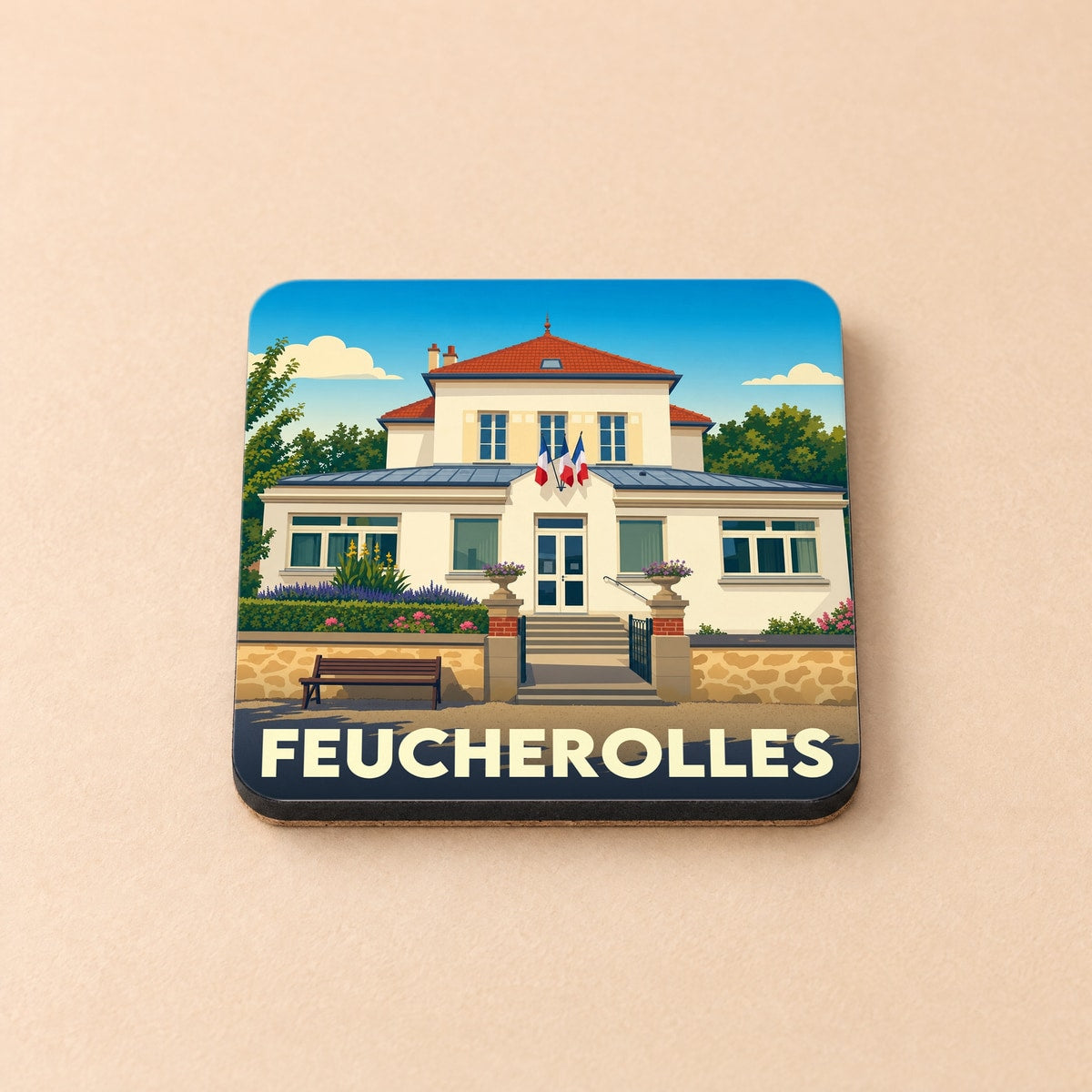 Dessous de verre souvenir de la ville de Feucherolles avec une illustration stylisée de la mairie.