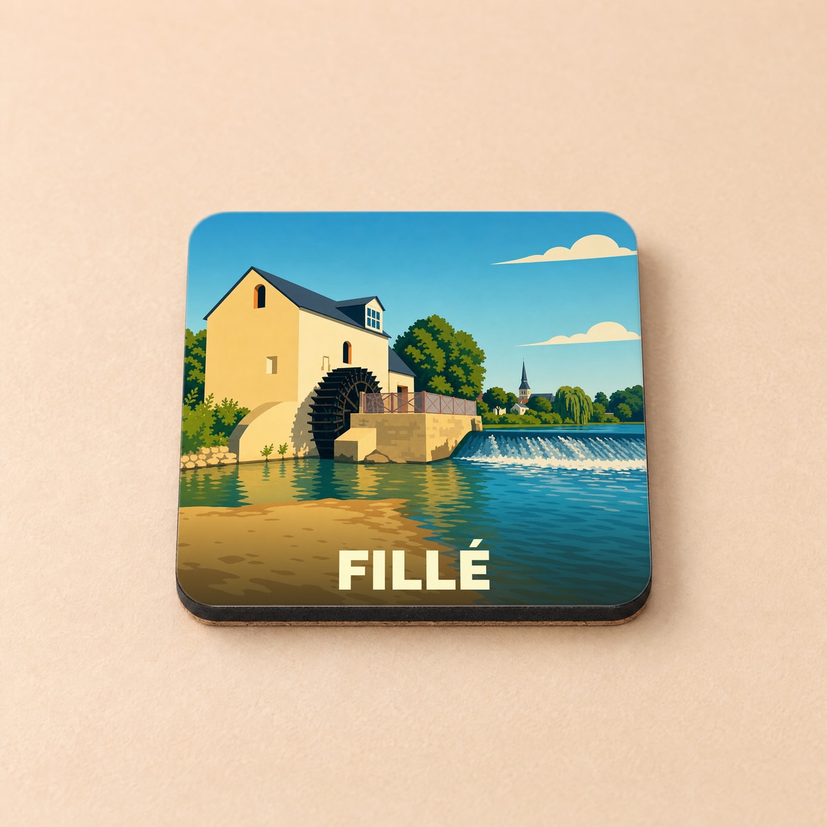 Dessous de verre souvenir de la ville de Fillé illustrant un moulin à eau sur une rivière.