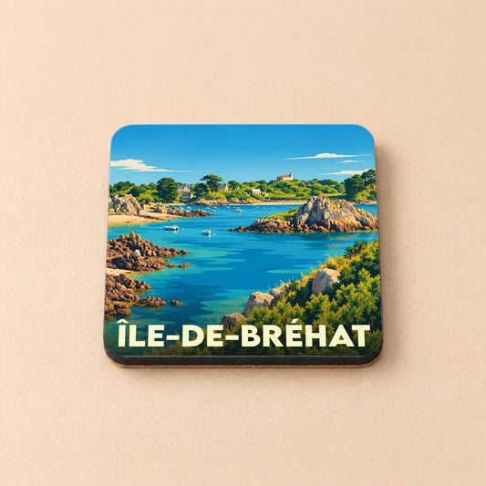Dessous de verre souvenir de l'Île-de-Bréhat avec une illustration stylisée de son paysage côtier.