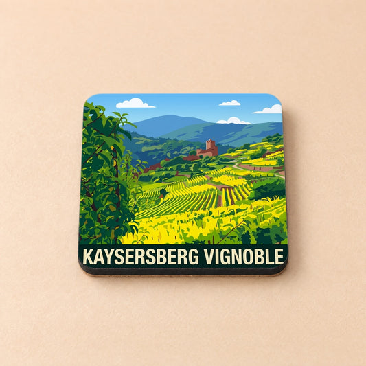 Dessous de verre souvenir de Kaysersberg Vignoble avec une illustration stylisée de ses vignobles et de son château.
