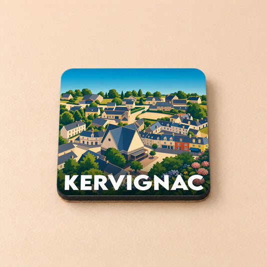 Dessous de verre souvenir de la ville de Kervignac avec une illustration stylisée et colorée.