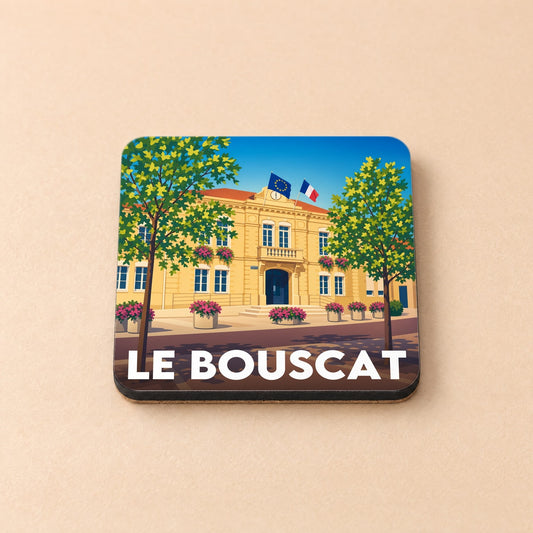 Dessous de verre souvenir de la ville de Le Bouscat illustrant la mairie avec un style graphique épuré.