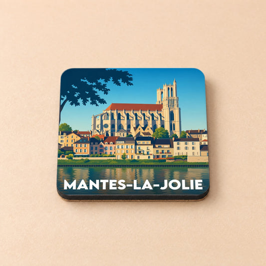 Dessous de verre souvenir de la ville de Mantes-la-Jolie avec une illustration stylisée de sa collégiale au bord de l'eau.