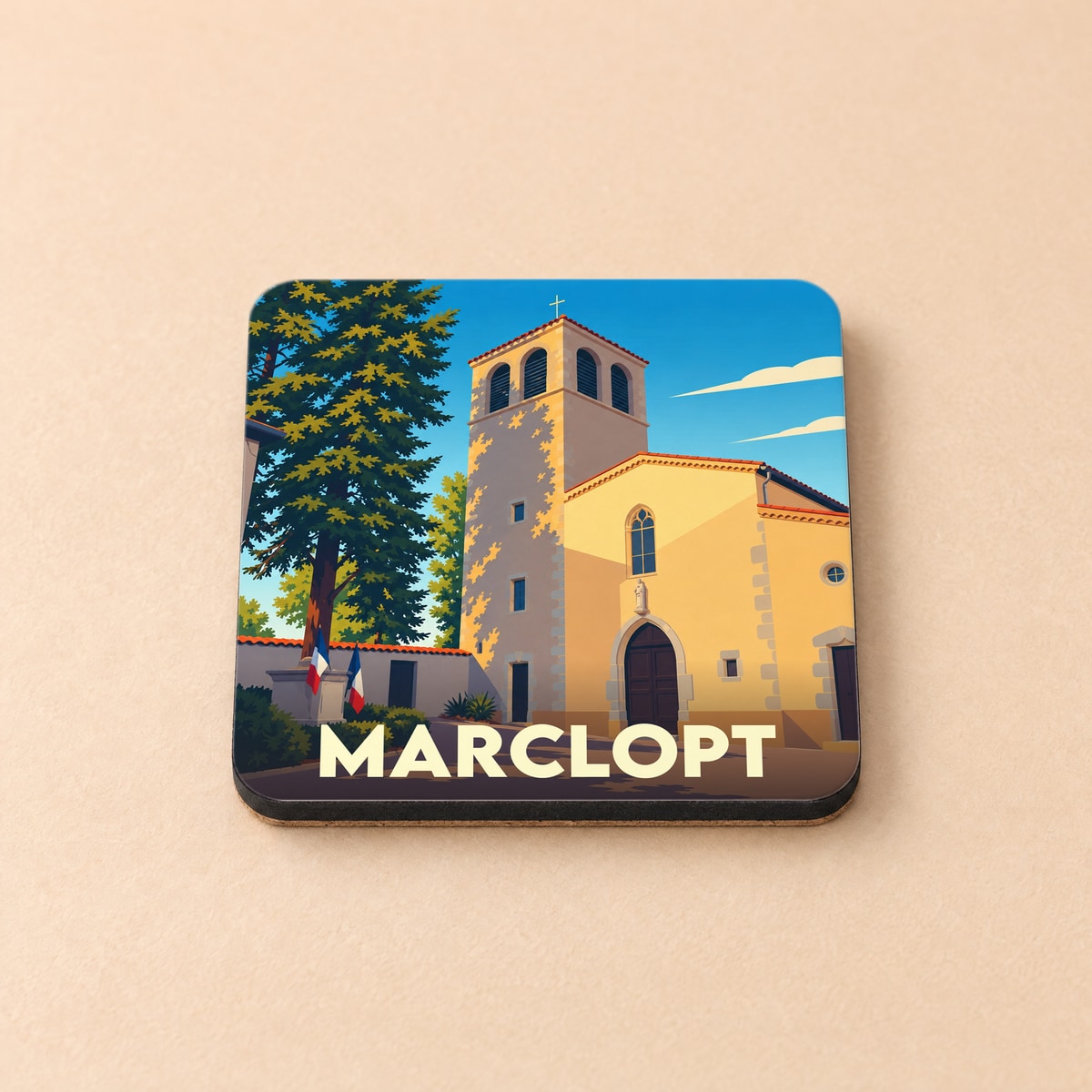 Dessous de verre souvenir de la ville de Marclopt avec une illustration stylisée de son église.