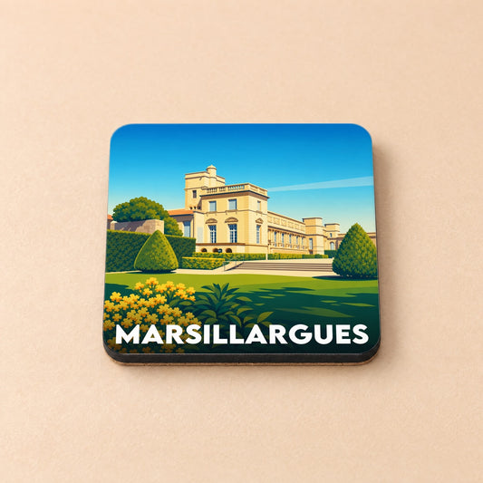 Dessous de verre souvenir de la ville de Marsillargues avec une illustration stylisée de son château.