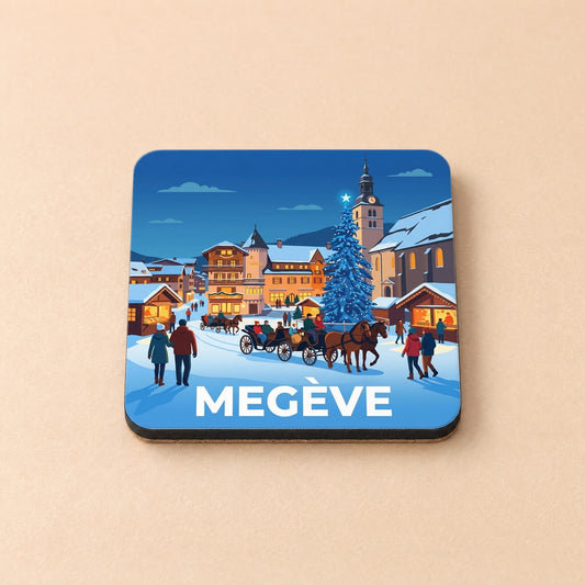 Dessous de verre souvenir de la ville de Megève avec une illustration stylisée d'un village de montagne enneigé.