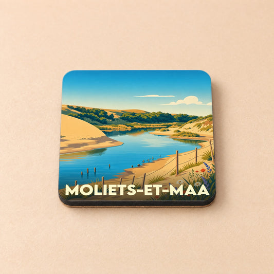 Dessous de verre souvenir de la ville de Moliets-et-Maa avec une illustration stylisée d'un paysage côtier.