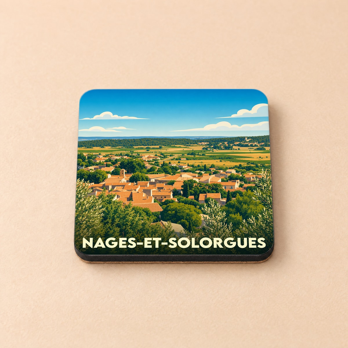 Dessous de verre souvenir de la ville de Nages-et-Solorgues avec une illustration stylisée.